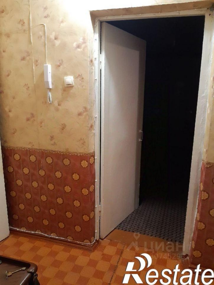 3-комн квартира проспект Свердлова, 8Б,  д. 8Б
