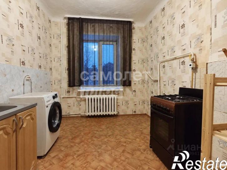 3-комн квартира Большевистская улица, 28,  д. 28