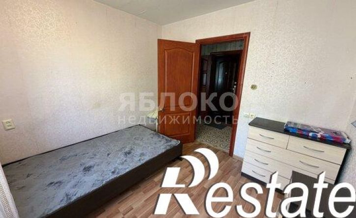 2-комн квартира улица Пятилетки, 104,  д. 104