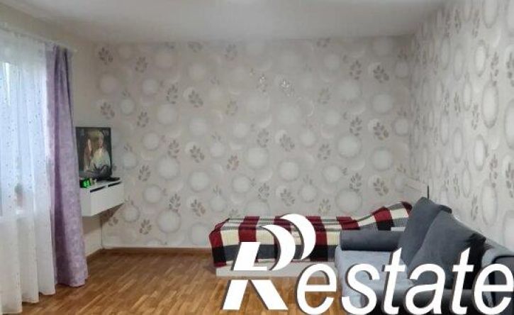 1-комн квартира улица Кирова, 77,  д. 77