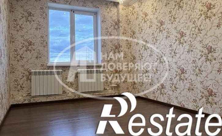 4-комн квартира улица Крупской, 1,  д. 1