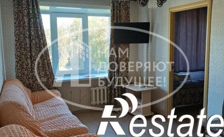 4-комн квартира улица Нефтяников, 12А,  д. 12А