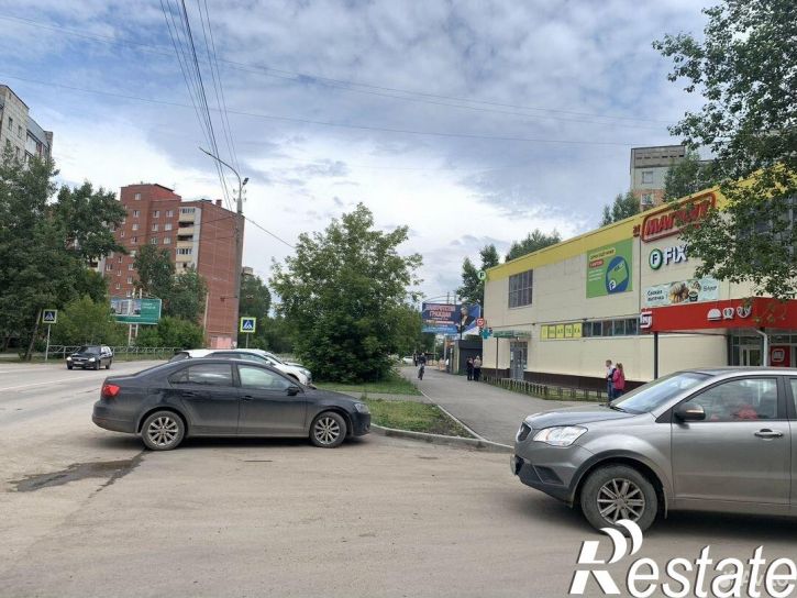 Торговое помещение улица Энтузиастов, 11Б,  д. 11Б