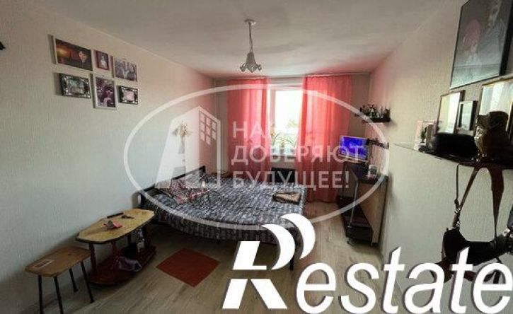 3-комн квартира улица Космонавтов, 3,  д. 3