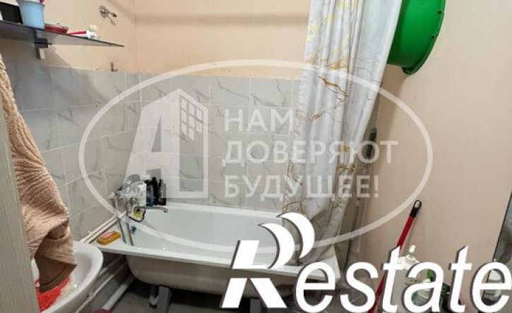 3-комн квартира улица Космонавтов, 3,  д. 3