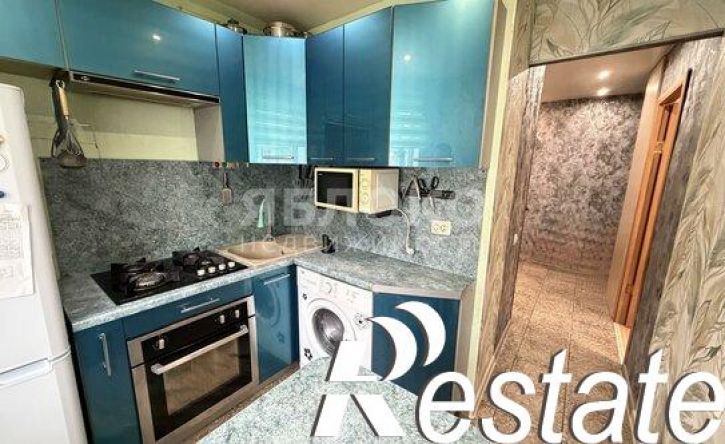2-комн квартира улица Черняховского, 32,  д. 32