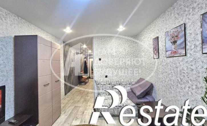 3-комн квартира улица Декабристов, 3/1,  д. 3/1